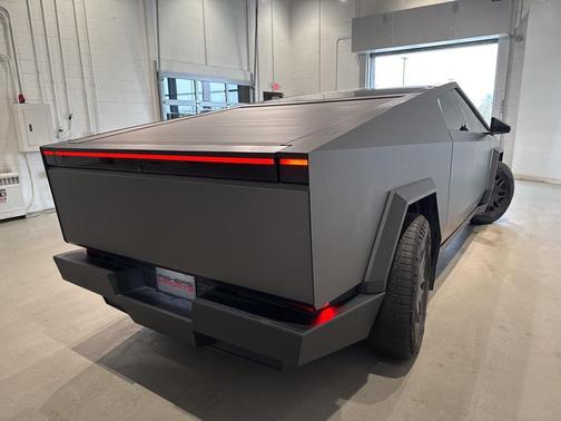 2024 Tesla Cybertruck All-Wheel Drive