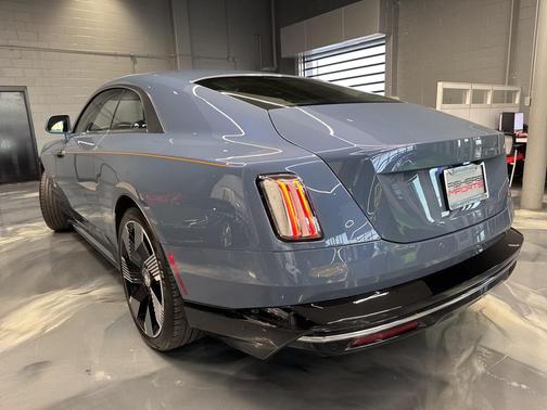 2024 Rolls-Royce Spectre 