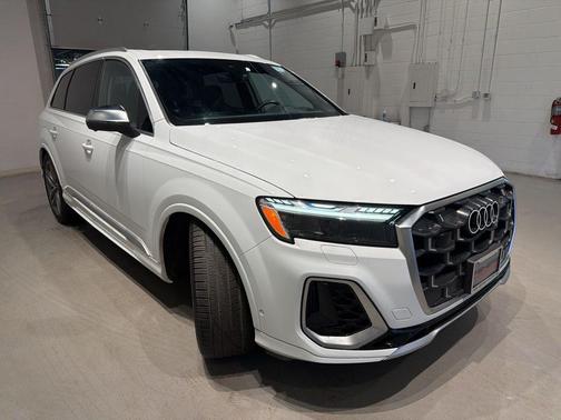 2025 Audi SQ7 4.0T Prestige