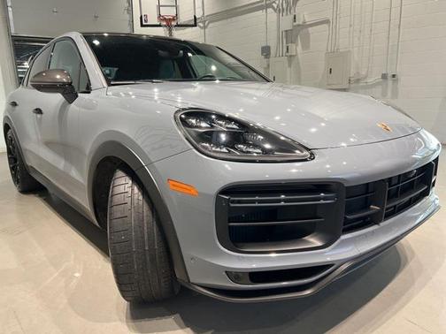 2023 Porsche Cayenne Turbo GT