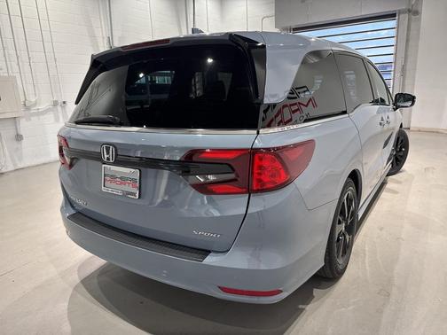 2023 Honda Odyssey Sport