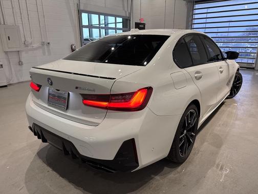 2025 BMW M340 xDrive