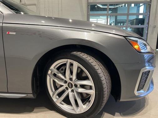 2023 Audi A4 45 S line Premium Plus