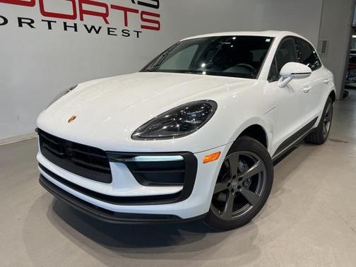 2025 Porsche Macan T