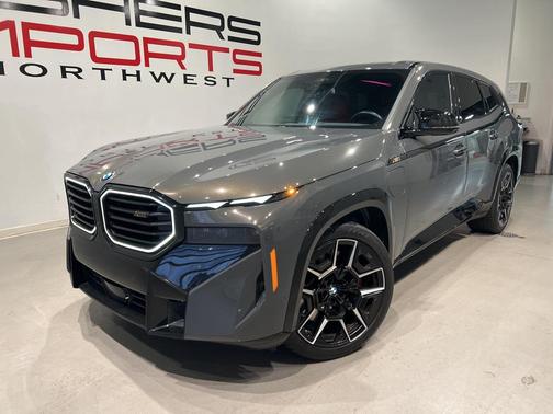 2023 BMW XM Base