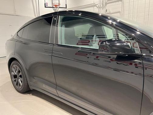2022 Tesla Model X Dual Motor All-Wheel Drive