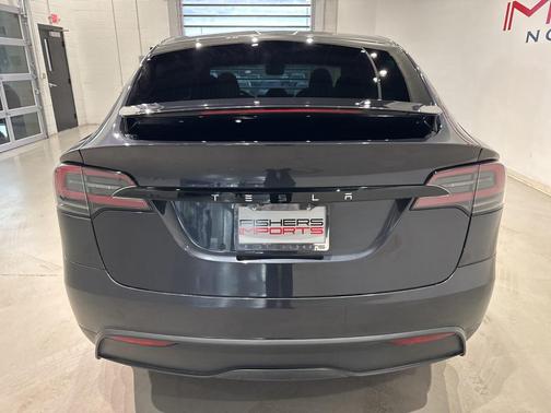2024 Tesla Model X Long Range