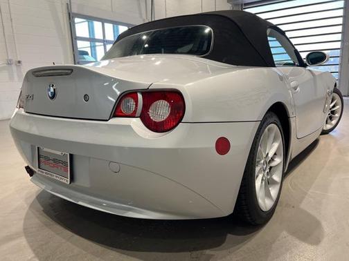 2005 BMW Z4 2.5i Roadster