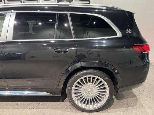 2022 Mercedes-Benz Maybach GLS 600 4MATIC