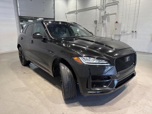 2019 Jaguar F-PACE 30t R-Sport