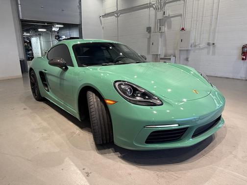 2025 Porsche 718 Cayman S