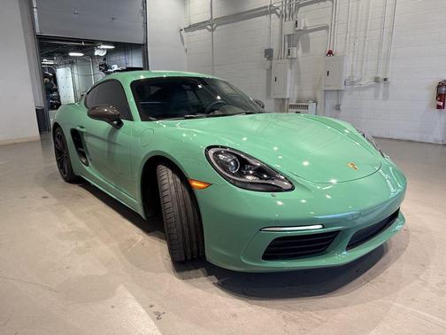 2025 Porsche 718 Cayman S