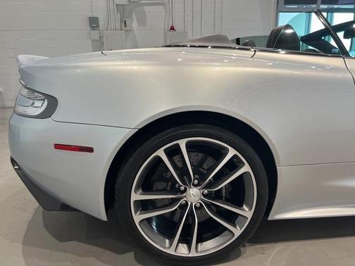 2010 Aston Martin DBS Volante