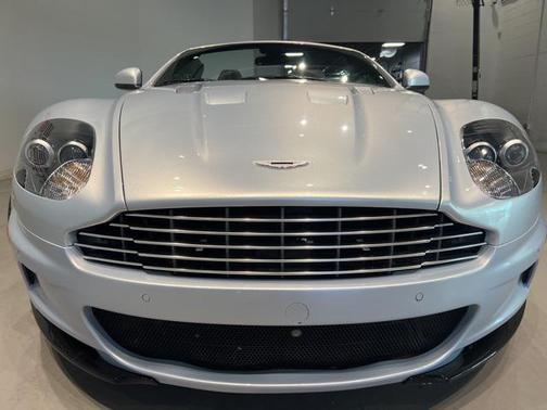 2010 Aston Martin DBS Volante