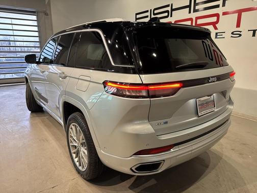 2022 Jeep Grand Cherokee 4xe Summit