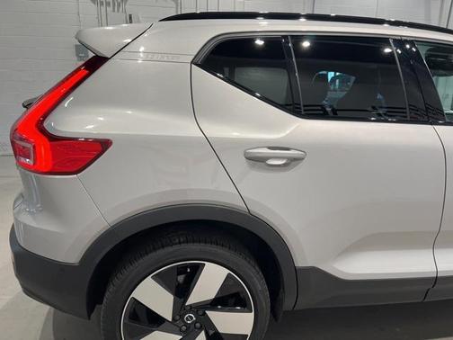2023 Volvo XC40 Recharge Pure Electric Twin Ultimate