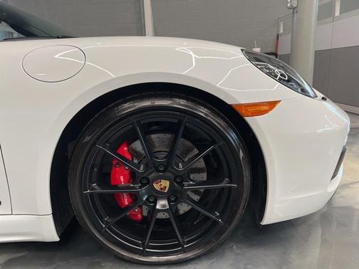 2024 Porsche 718 Boxster GTS 4.0