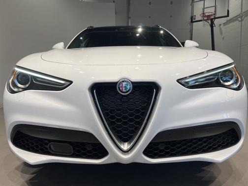 2023 Alfa Romeo Stelvio Ti