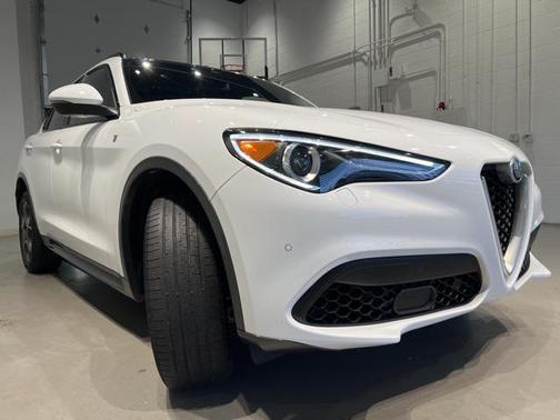 2023 Alfa Romeo Stelvio Ti