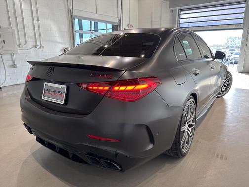 2024 Mercedes-Benz AMG C 63 S E Performance