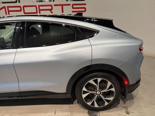 2022 Ford Mustang Mach-E Premium