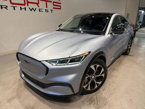 2022 Ford Mustang Mach-E Premium