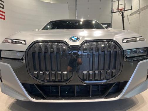 2023 BMW i7 xDrive60