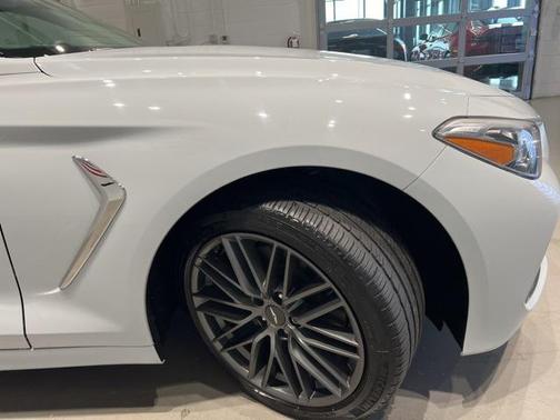 2019 Genesis G70 2.0T Advanced