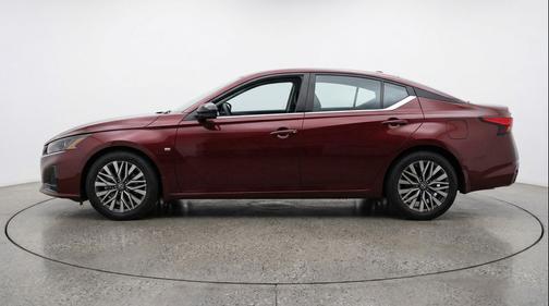 Garnet Pearl Metallic 2025 Nissan Altima SV FWD