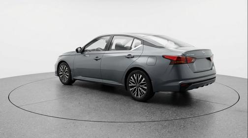 Gun Metallic 2025 Nissan Altima SV FWD
