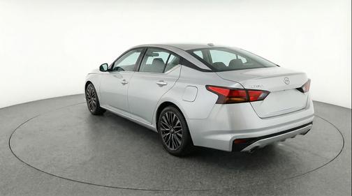 Gun Metallic 2025 Nissan Altima SV FWD