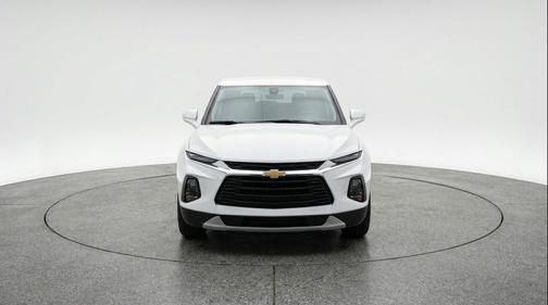 Summit White 2025 Chevrolet Blazer 2LT