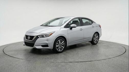 Brilliant Silver Metallic 2025 Nissan Versa 1.6 SV