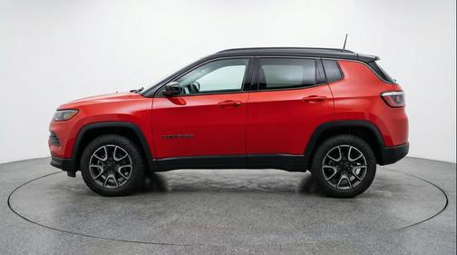 Red Hot Pearlcoat 2025 Jeep Compass Trailhawk
