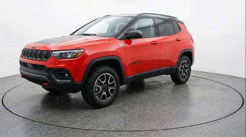 Red Hot Pearlcoat 2025 Jeep Compass Trailhawk