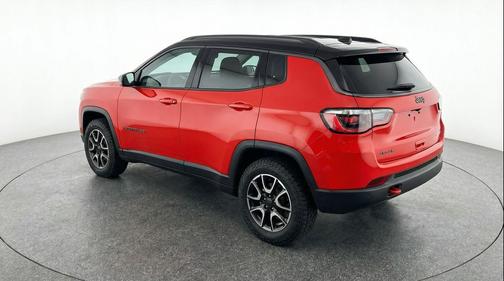 Red Hot Pearlcoat 2025 Jeep Compass Trailhawk