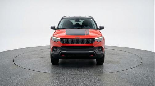 Red Hot Pearlcoat 2025 Jeep Compass Trailhawk