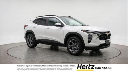 Summit White 2025 Chevrolet Trax LT
