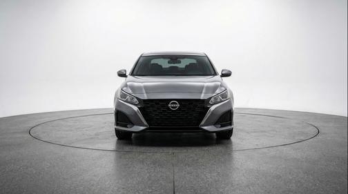 Gun Metallic 2025 Nissan Altima SV FWD
