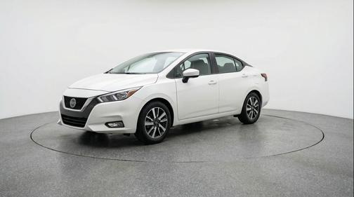 Aspen White Tricoat 2025 Nissan Versa 1.6 SV