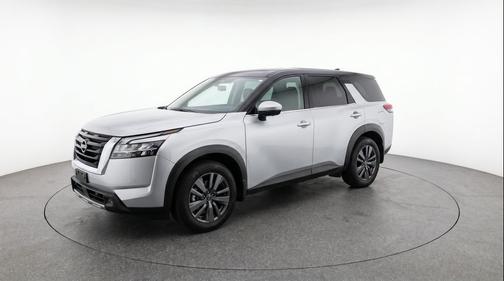 Brilliant Silver Metallic 2025 Nissan Pathfinder SV FWD