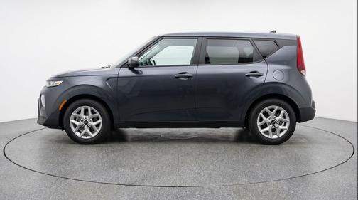 Gravity Gray 2025 Kia Soul LX