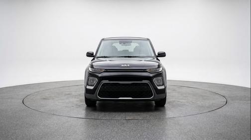 Fusion Black 2025 Kia Soul LX