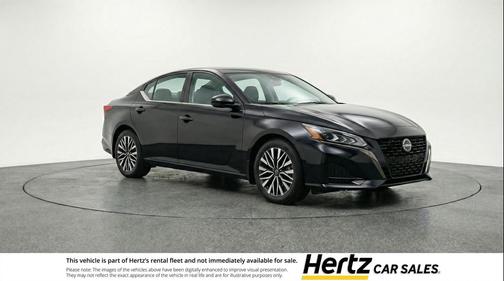 Super Black 2025 Nissan Altima SV FWD