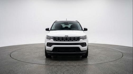 Bright White Clearcoat 2025 Jeep Compass Limited