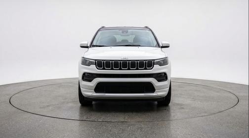 Bright White Clearcoat 2025 Jeep Compass Limited