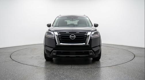 Super Black 2025 Nissan Pathfinder SV FWD