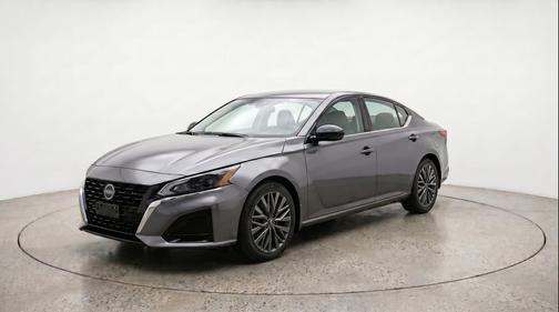 Gun Metallic 2025 Nissan Altima SV FWD