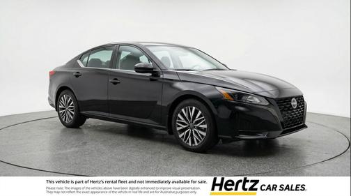 Super Black 2025 Nissan Altima SV FWD
