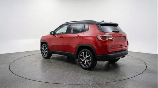 Red Hot Pearlcoat 2025 Jeep Compass Limited